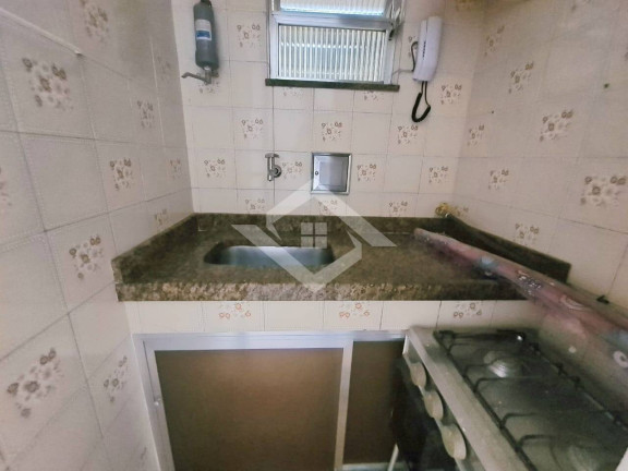 Imagem Apartamento com 1 Quarto à Venda, 33 m² em Copacabana - Rio De Janeiro Imagem Apartamento com 1 Quarto à Venda, 33 m² em Copacabana - Rio De Janeiro
