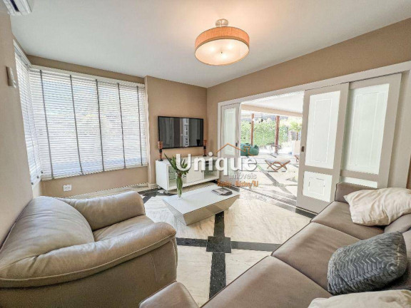Imagem Casa com 6 Quartos à Venda, 600 m² em Ferradura - Armação Dos Búzios Imagem Casa com 6 Quartos à Venda, 600 m² em Ferradura - Armação Dos Búzios