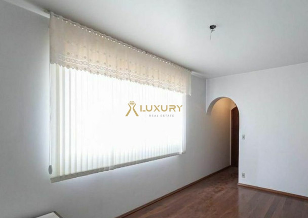 Imagem Imóvel com 4 Quartos à Venda, 130 m² em Lourdes - Belo Horizonte Imagem Imóvel com 4 Quartos à Venda, 130 m² em Lourdes - Belo Horizonte
