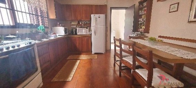 Imagem Sobrado com 4 Quartos à Venda, 253 m² em Centro - Torres Imagem Sobrado com 4 Quartos à Venda, 253 m² em Centro - Torres