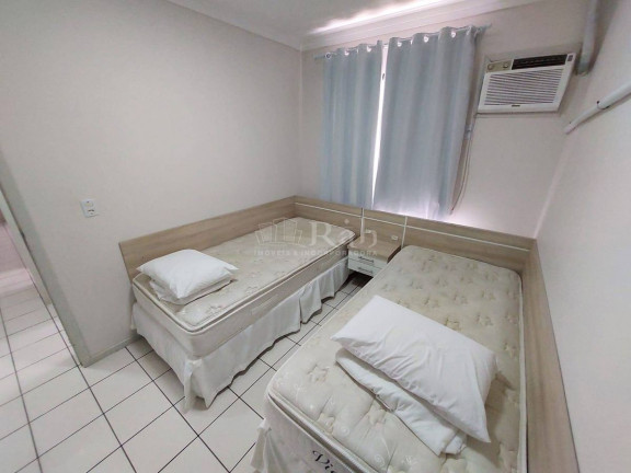 Imagem Apartamento com 2 Quartos à Venda, 80 m² em Centro - Balneário Camboriú