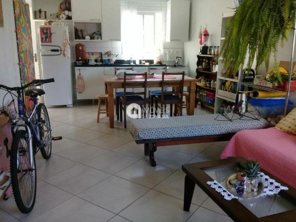Imagem Casa com 1 Quarto à Venda, 113 m² Imagem Casa com 1 Quarto à Venda, 113 m²