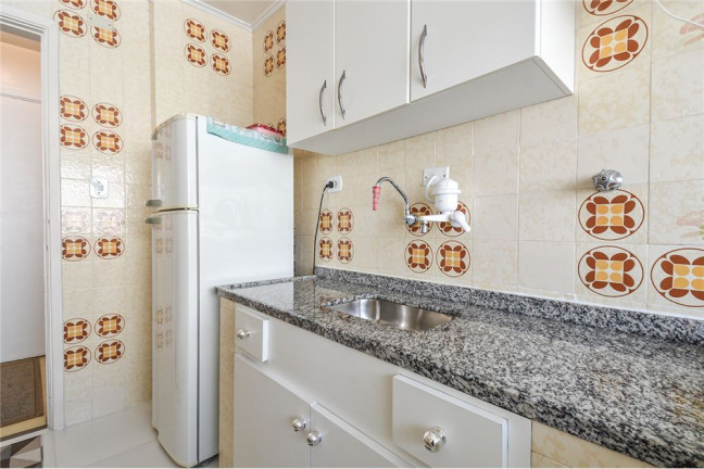 Imagem Imóvel com 1 Quarto à Venda, em Pinheiros - São Paulo Imagem Imóvel com 1 Quarto à Venda, em Pinheiros - São Paulo