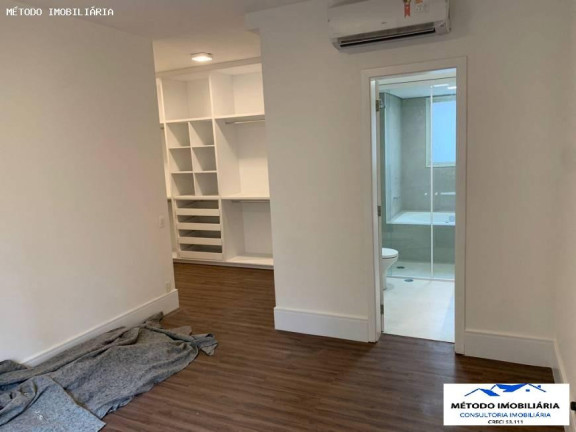 Imagem Imóvel com 3 Quartos à Venda, 222 m² em Moema - São Paulo Imagem Imóvel com 3 Quartos à Venda, 222 m² em Moema - São Paulo