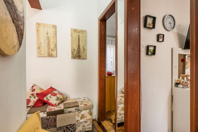 Imagem Imóvel com 2 Quartos à Venda, 68 m² em Passo Da Areia - Porto Alegre Imagem Imóvel com 2 Quartos à Venda, 68 m² em Passo Da Areia - Porto Alegre