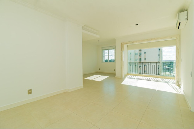 Apartamento com 3 Quartos à Venda, 82 m² em Passo Da Areia - Porto Alegre
