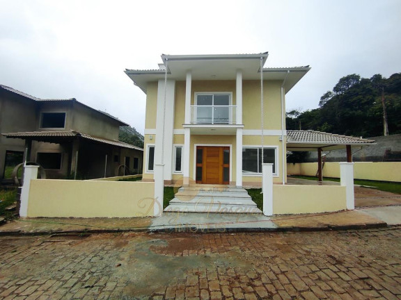 Casa com 4 Quartos à Venda, 240 m² em Green Valleiy - Teresópolis