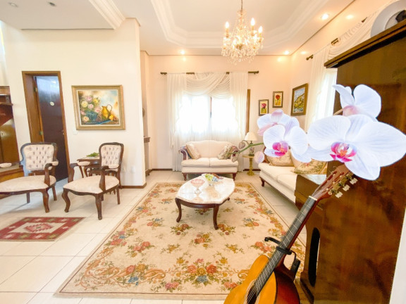 Imagem Casa com 4 Quartos à Venda, 249 m² em Coqueiros - Florianópolis