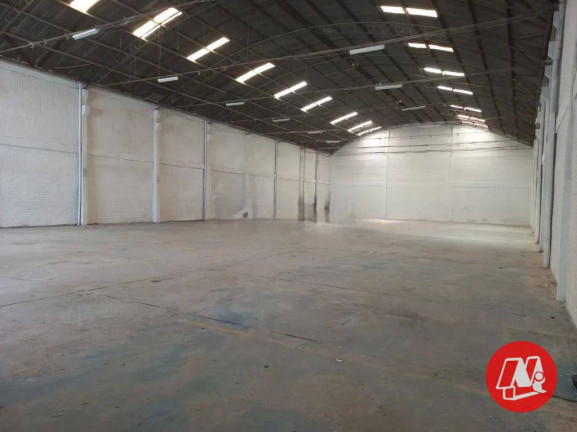 Imagem Galpão para Alugar, 1.070 m² em São João - Porto Alegre Imagem Galpão para Alugar, 1.070 m² em São João - Porto Alegre