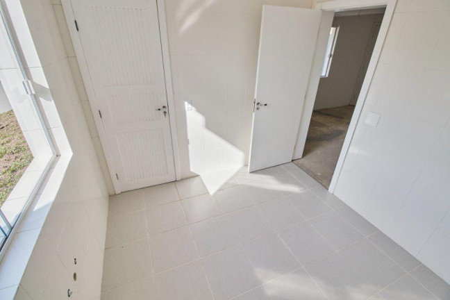 Imagem Casa com 3 Quartos à Venda, 96 m² em Taboão - Curitiba Imagem Casa com 3 Quartos à Venda, 96 m² em Taboão - Curitiba