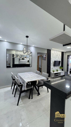 Apartamento com 2 Quartos à Venda, 90 m² em Vilamar - Praia Grande