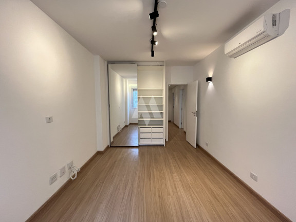 Imagem Apartamento com 3 Quartos à Venda, 127 m² em Gonzaga - Santos Imagem Apartamento com 3 Quartos à Venda, 127 m² em Gonzaga - Santos