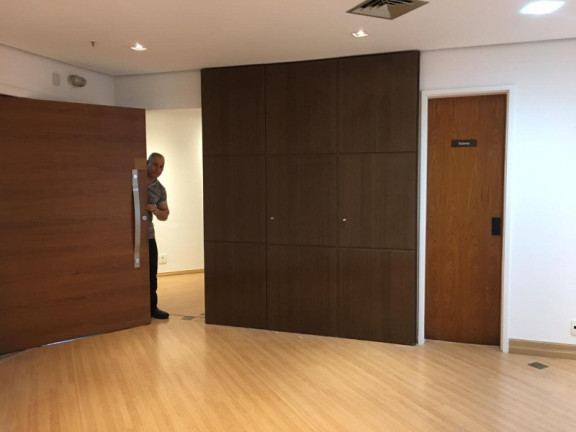 Imagem Sala Comercial à Venda, 120 m² em Bela Vista - São Paulo Imagem Sala Comercial à Venda, 120 m² em Bela Vista - São Paulo