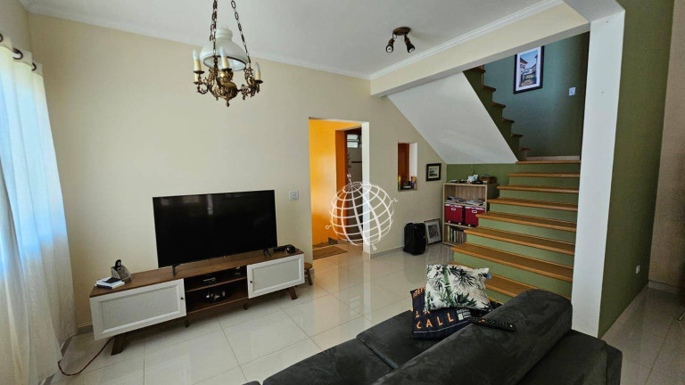 Imagem Casa com 3 Quartos à Venda, 202 m² em Condomínio Santa Fé - Piracaia Imagem Casa com 3 Quartos à Venda, 202 m² em Condomínio Santa Fé - Piracaia