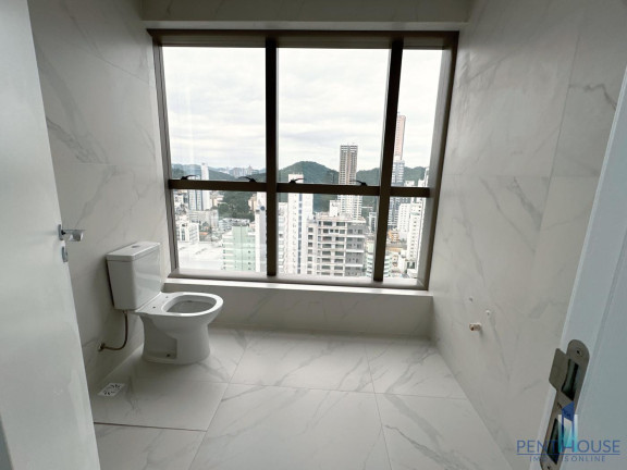 Imagem Cobertura com 5 Quartos à Venda, 321 m² em Pioneiros - Balneário Camboriú
