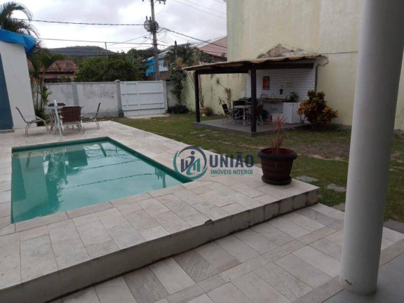 Imagem Casa com 3 Quartos à Venda, 205 m² em Maralegre - Niterói