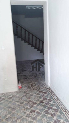 Imagem Casa com 5 Quartos à Venda ou Locação, 200 m² em Coelhos - Recife Imagem Casa com 5 Quartos à Venda ou Locação, 200 m² em Coelhos - Recife