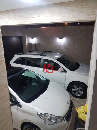 Imagem Casa com 3 Quartos à Venda, 140 m² em Gonzaga - Santos Imagem Casa com 3 Quartos à Venda, 140 m² em Gonzaga - Santos