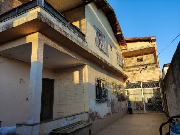 Imagem Casa com 5 Quartos à Venda, 372 m² em Itapebussu - Guarapari Imagem Casa com 5 Quartos à Venda, 372 m² em Itapebussu - Guarapari