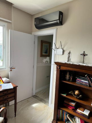 Imagem Casa com 3 Quartos à Venda, 252 m² em Santa Regina - Camboriú