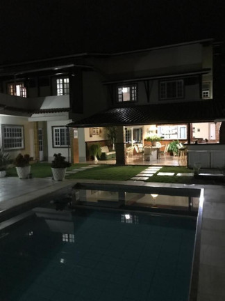 Imagem Casa com 6 Quartos à Venda, 710 m² em Camboinhas - Niterói Imagem Casa com 6 Quartos à Venda, 710 m² em Camboinhas - Niterói