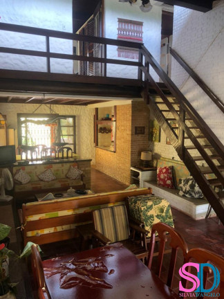 Imagem Casa com 3 Quartos à Venda, 161 m² em Enseada - Ubatuba