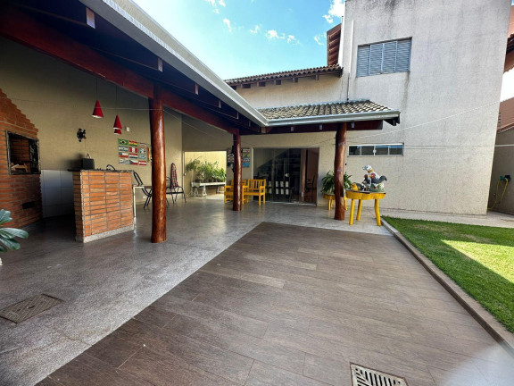 Imagem Sobrado com 4 Quartos à Venda, 292 m² em Chácara Cachoeira - Campo Grande Imagem Sobrado com 4 Quartos à Venda, 292 m² em Chácara Cachoeira - Campo Grande