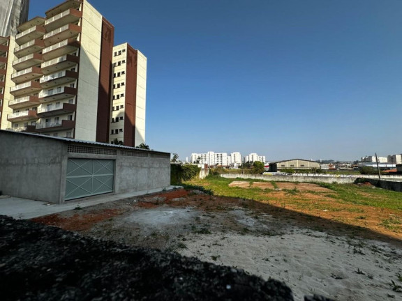 Imagem Terreno para Alugar, 2 m² em Jardim Santa Helena - Suzano Imagem Terreno para Alugar, 2 m² em Jardim Santa Helena - Suzano