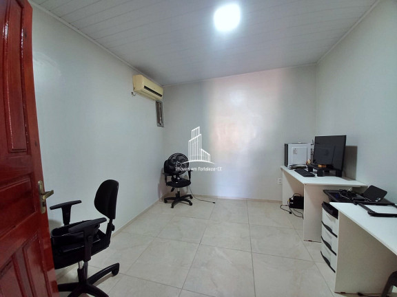 Imagem Casa com 2 Quartos à Venda, 180 m² em Manuel Dias Branco - Fortaleza Imagem Casa com 2 Quartos à Venda, 180 m² em Manuel Dias Branco - Fortaleza
