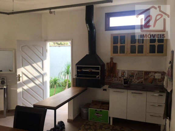 Imagem Casa com 3 Quartos à Venda, 230 m² em Centro - Caçapava Imagem Casa com 3 Quartos à Venda, 230 m² em Centro - Caçapava