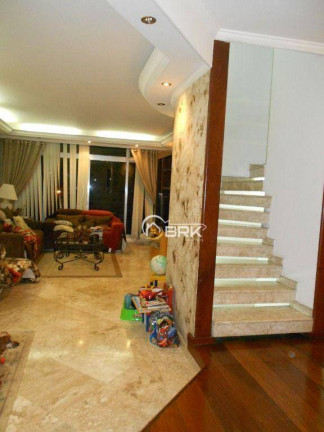 Sobrado com 3 Quartos à Venda, 286 m² em Vila Bertioga - São Paulo