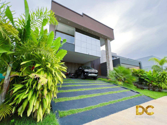Casa de Condomínio com 3 Quartos à Venda, 325 m² em Petrópolis - Várzea Grande