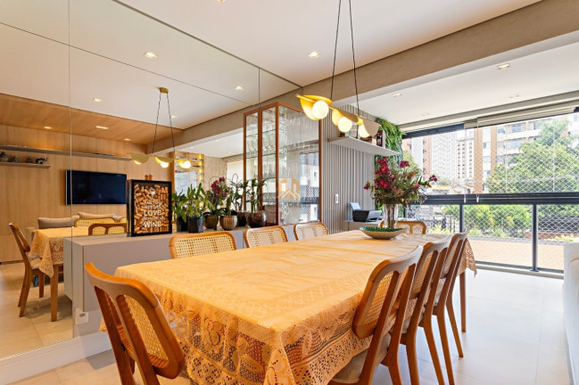 Imagem Imóvel com 3 Quartos à Venda, 123 m² em Vila Mariana - São Paulo