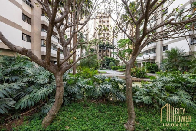 Imagem Apartamento com 3 Quartos à Venda, 147 m² em Vila Uberabinha - São Paulo
