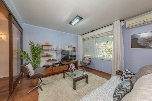 Imagem Casa com 3 Quartos à Venda, 350 m² em Boa Vista - Porto Alegre Imagem Casa com 3 Quartos à Venda, 350 m² em Boa Vista - Porto Alegre