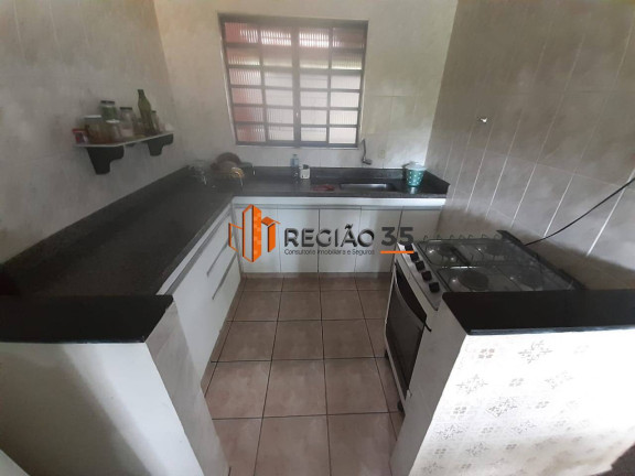 Imagem Chácara com 2 Quartos à Venda, 1.120 m² em Pocinhos Do Rio Verde - Caldas