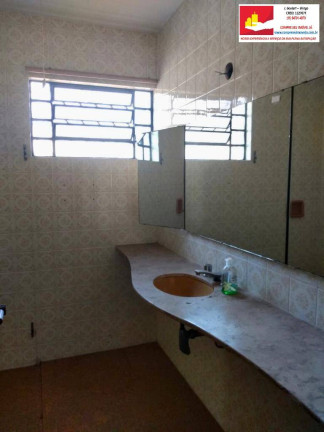 Imagem Sobrado com 3 Quartos à Venda, 166 m² em Mirandópolis - São Paulo