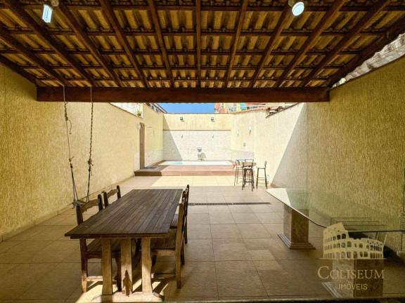 Imagem Sobrado com 3 Quartos à Venda, 451 m² em Boqueirão - Praia Grande Imagem Sobrado com 3 Quartos à Venda, 451 m² em Boqueirão - Praia Grande
