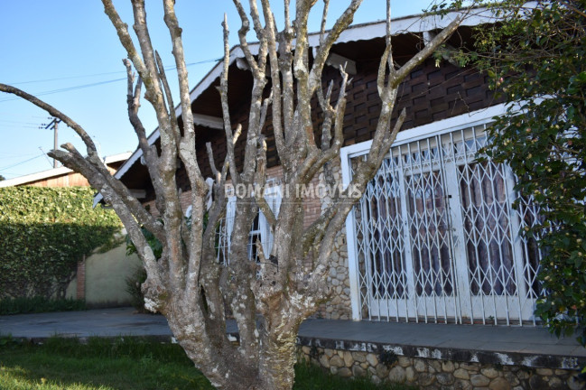 Imagem Casa com 4 Quartos à Venda, 195 m² em Região Da Abernéssia - Campos Do Jordão Imagem Casa com 4 Quartos à Venda, 195 m² em Região Da Abernéssia - Campos Do Jordão