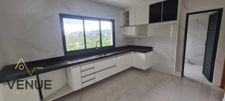 Imagem Casa com 3 Quartos à Venda, 300 m² em Caputera - Arujá Imagem Casa com 3 Quartos à Venda, 300 m² em Caputera - Arujá