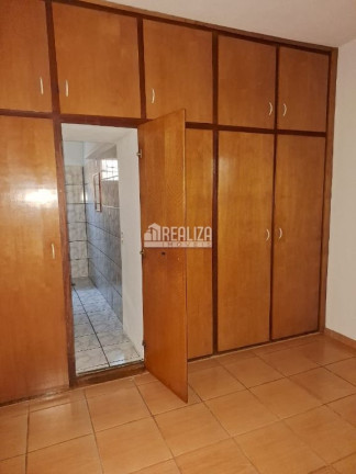 Imagem Casa com 3 Quartos à Venda, 250 m² em Boa Vista - Uberaba Imagem Casa com 3 Quartos à Venda, 250 m² em Boa Vista - Uberaba
