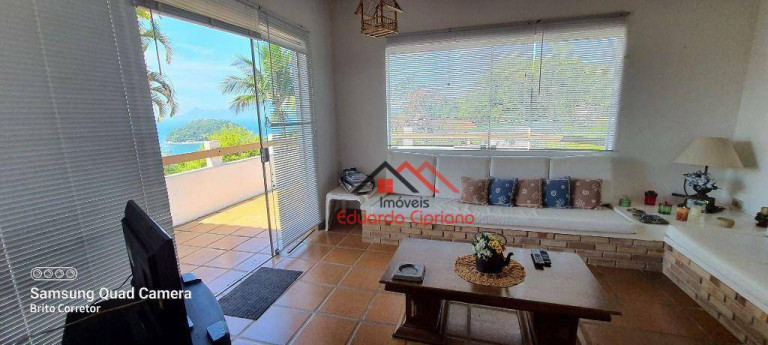 Imagem Casa com 4 Quartos à Venda, 157 m² em Massaguaçu - Caraguatatuba