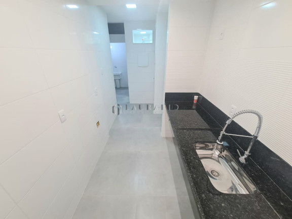 Imagem Apartamento com 3 Quartos à Venda, 100 m² em Copacabana - Rio De Janeiro Imagem Apartamento com 3 Quartos à Venda, 100 m² em Copacabana - Rio De Janeiro