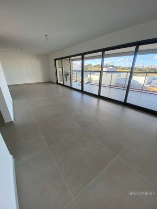 Imagem Apartamento com 4 Quartos à Venda, 245 m² Imagem Apartamento com 4 Quartos à Venda, 245 m²