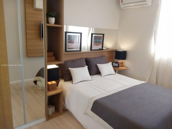 Imagem Apartamento com 2 Quartos à Venda,  em Curicica - Rio De Janeiro