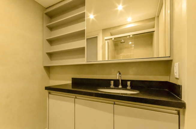 Imagem Imóvel com 3 Quartos à Venda, 108 m² em Três Figueiras - Porto Alegre