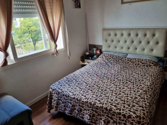 Imagem Imóvel com 1 Quarto à Venda, 20 m² em Vila Ipiranga - Porto Alegre Imagem Imóvel com 1 Quarto à Venda, 20 m² em Vila Ipiranga - Porto Alegre