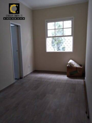 Imagem Casa com 2 Quartos à Venda, 105 m² em Embaré - Santos Imagem Casa com 2 Quartos à Venda, 105 m² em Embaré - Santos