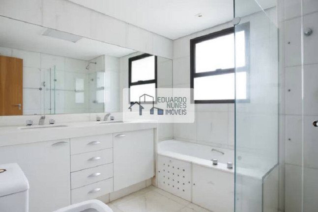 Imagem Apartamento com 4 Quartos à Venda, 274 m² em Belvedere - Belo Horizonte