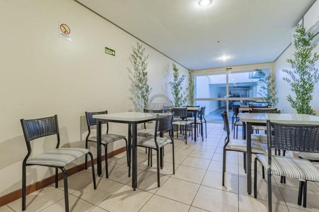 Imagem Imóvel com 2 Quartos à Venda, em Auxiliadora - Porto Alegre Imagem Imóvel com 2 Quartos à Venda, em Auxiliadora - Porto Alegre
